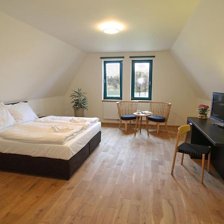 Hotel Agnes Bohdaneč Dış mekan fotoğraf